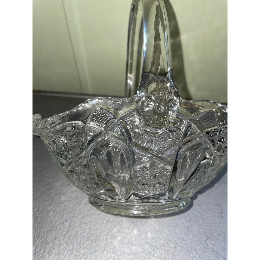 Vintage Clear Pressed Glass Basket Scalloped Edge Starburst Pattern Decor 8 inch